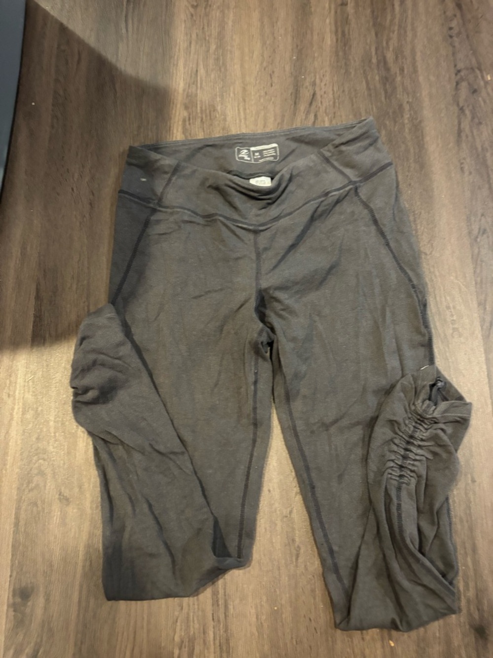 Energy Zone Black Capri Leggings with Inner Logo Waistband